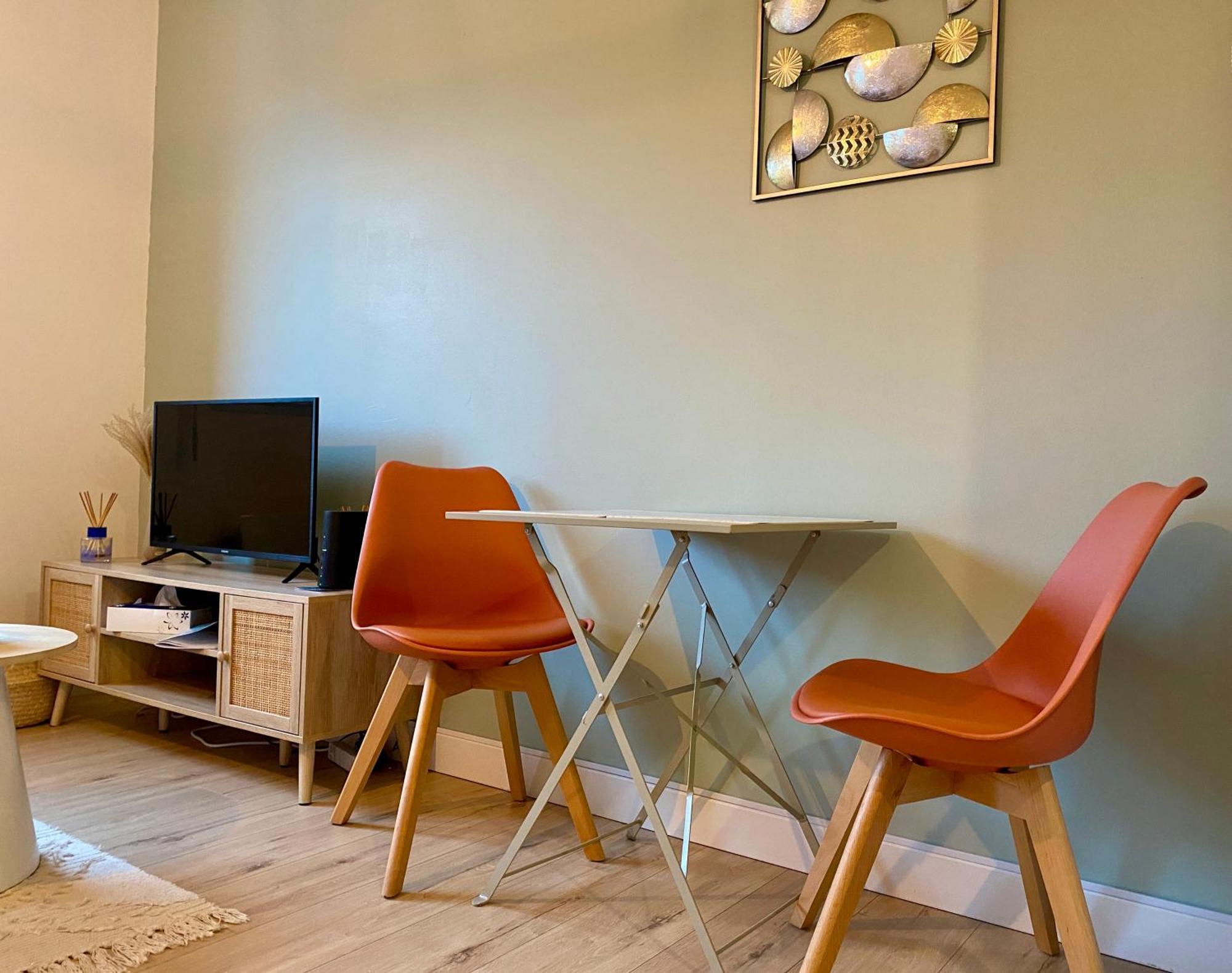 Appartement Proche Centre-Ville- Fibre Saint-Lo Luaran gambar